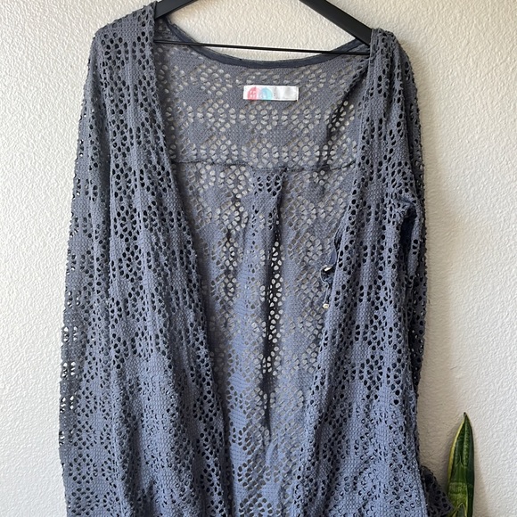 Free People Beach Large Love Song Crochet Gray Hi Lo Cardigan Sweater - Picture 4 of 6